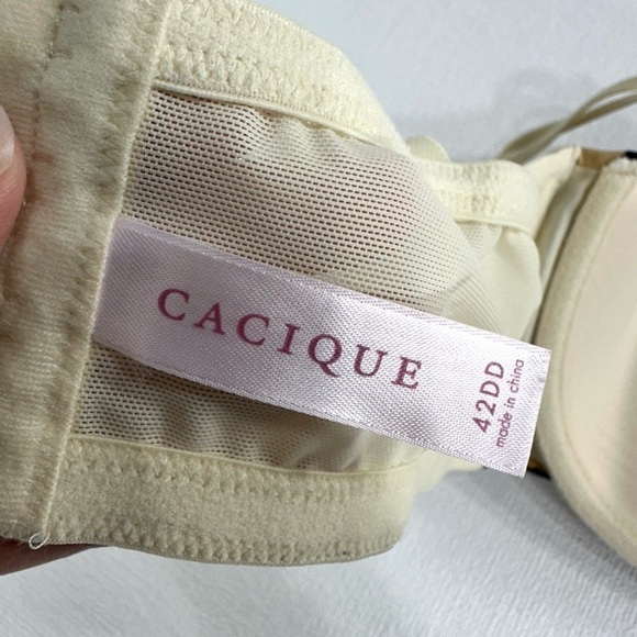 Cacique zebra print molded bra size 42DD - Picture 5 of 6